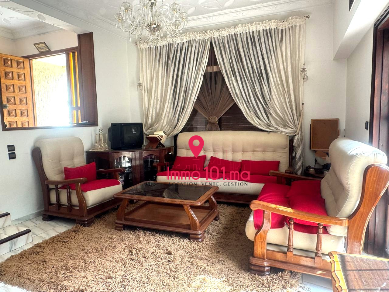 Villa à rénover à vendre à Hay Riad ZLV2279